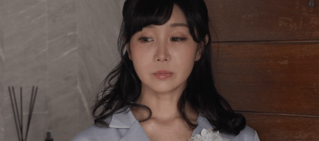 息子の友人ともう5年間、セフレ関係を続けています―。 年下の子と不埒な火遊び…中出し情事に溺れる私